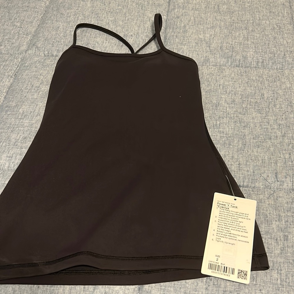 NWT Power Y Tank. Lululemon. Sz 2